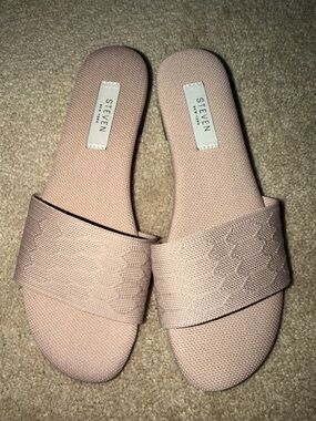 Steven By Steve Madden Blush Pink Slide Sandals
